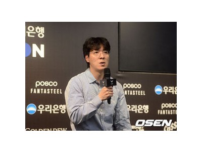 이강인 경기 후 코치박스에서 뛰쳐나가 선수들 다독이는 장면 보여줘